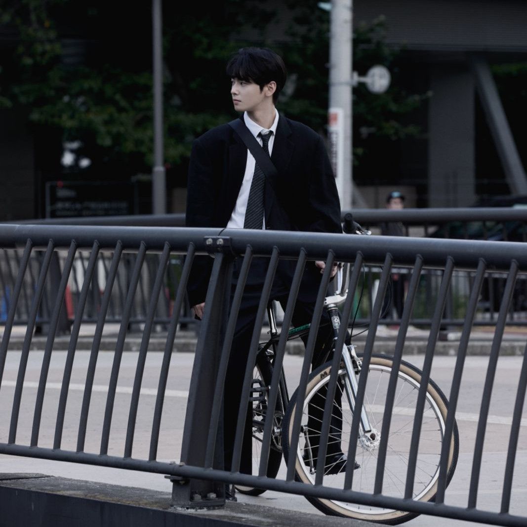 A moment captured by Eunwoo (ASTRO)'s fan