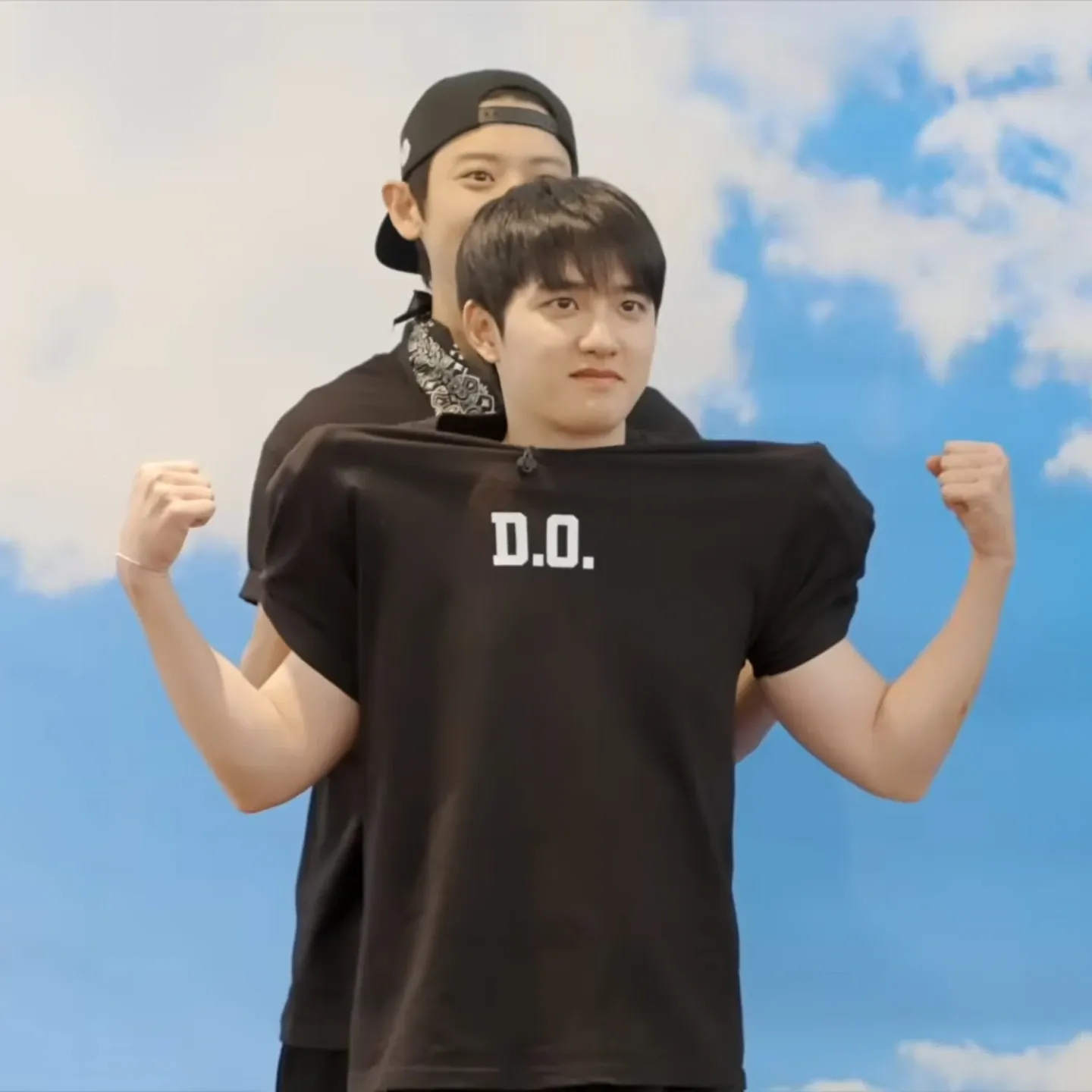 Momen yang diabadikan oleh penggemar D.O. (EXO)