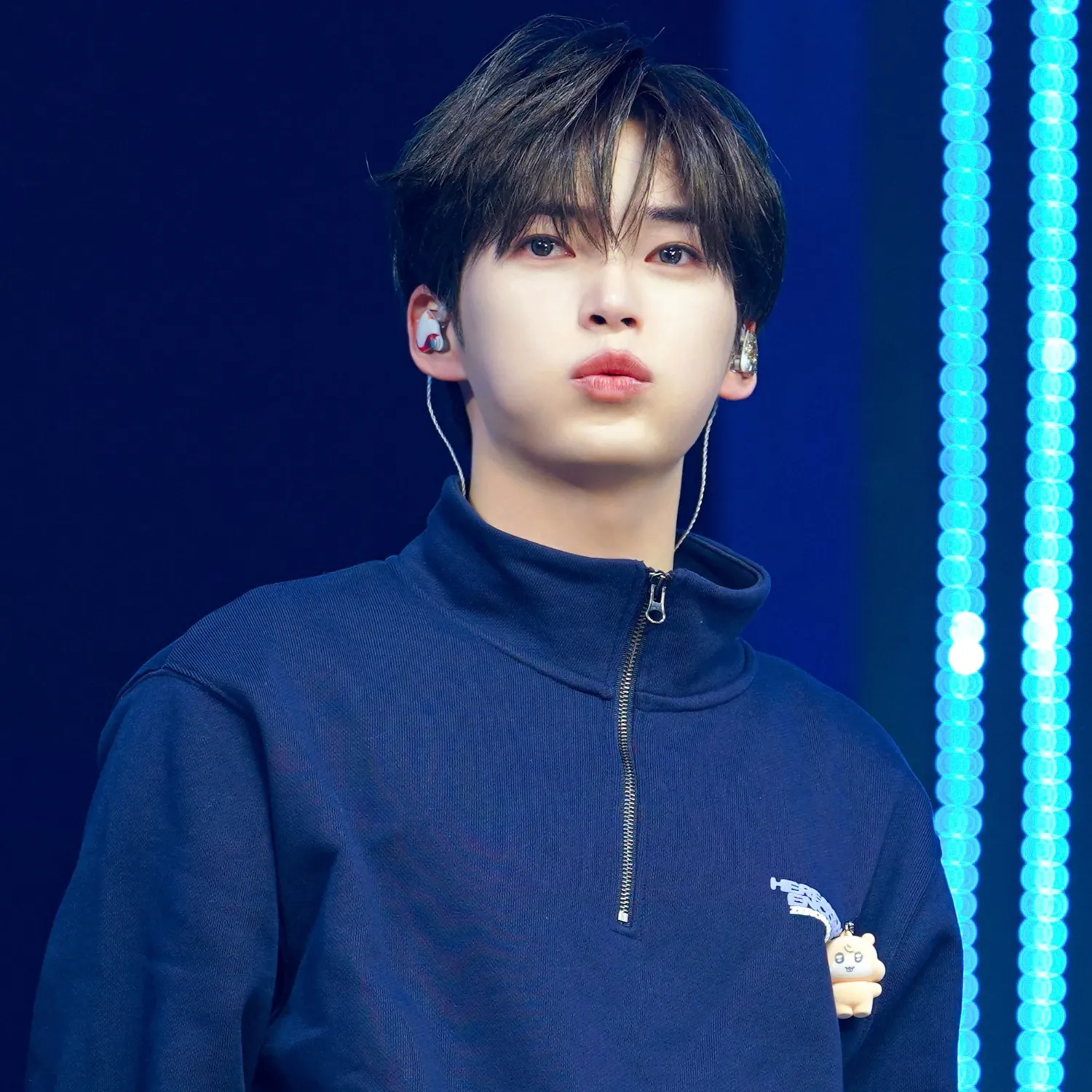 Behind-the-scenes cut of Sung Hanbin (ZEROBASEONE)