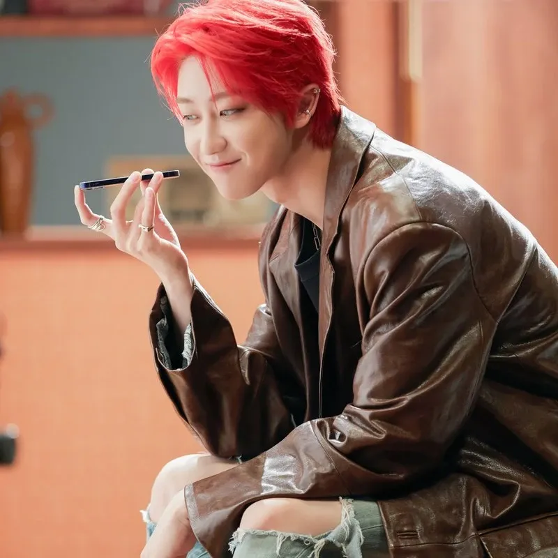 Behind-the-scenes cut of The 8 (SEVENTEEN)