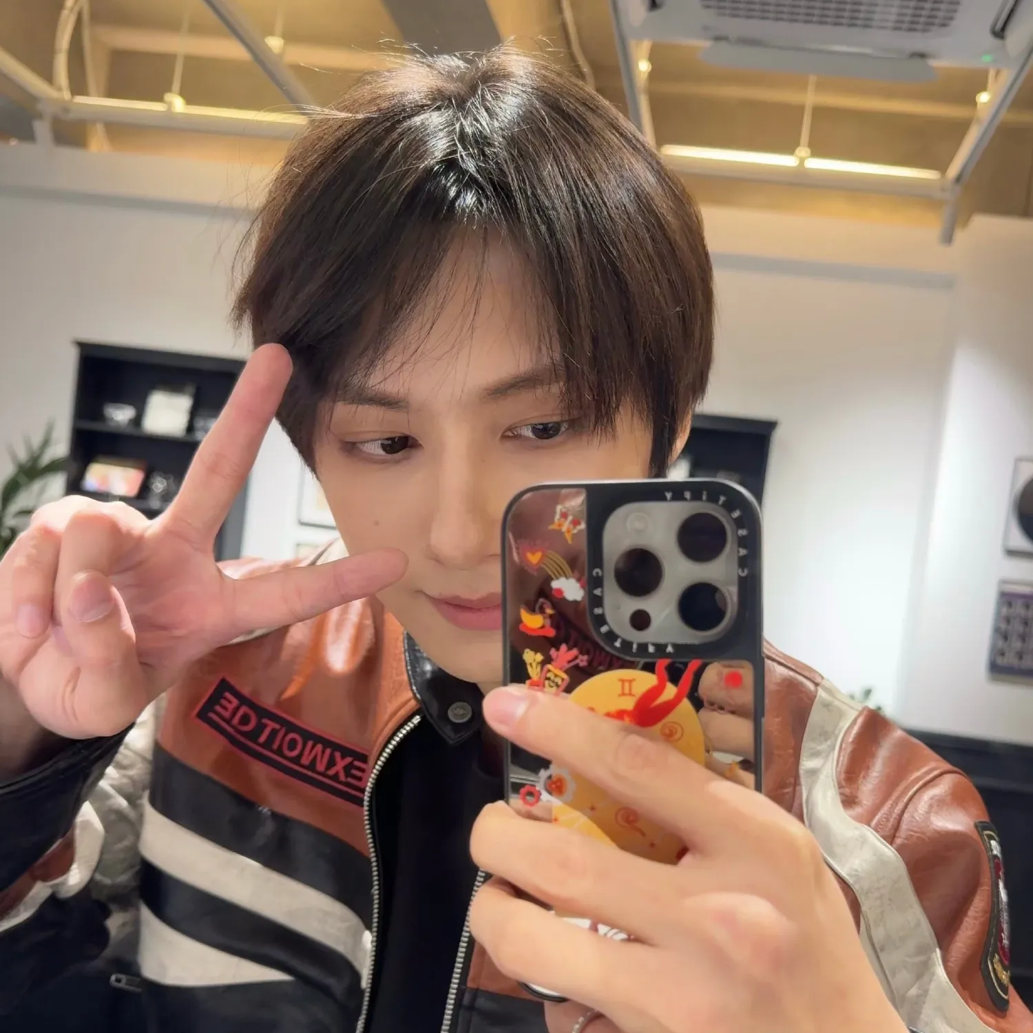 Latest photo of Jun (SEVENTEEN)
