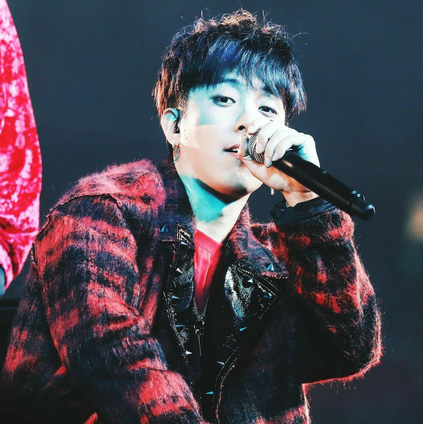 Latest photo of Eun Jiwon (SECHSKIES)