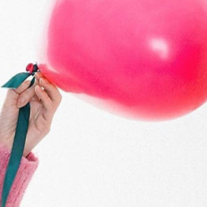 刘智爱 (Lovelyz)的幕后花絮