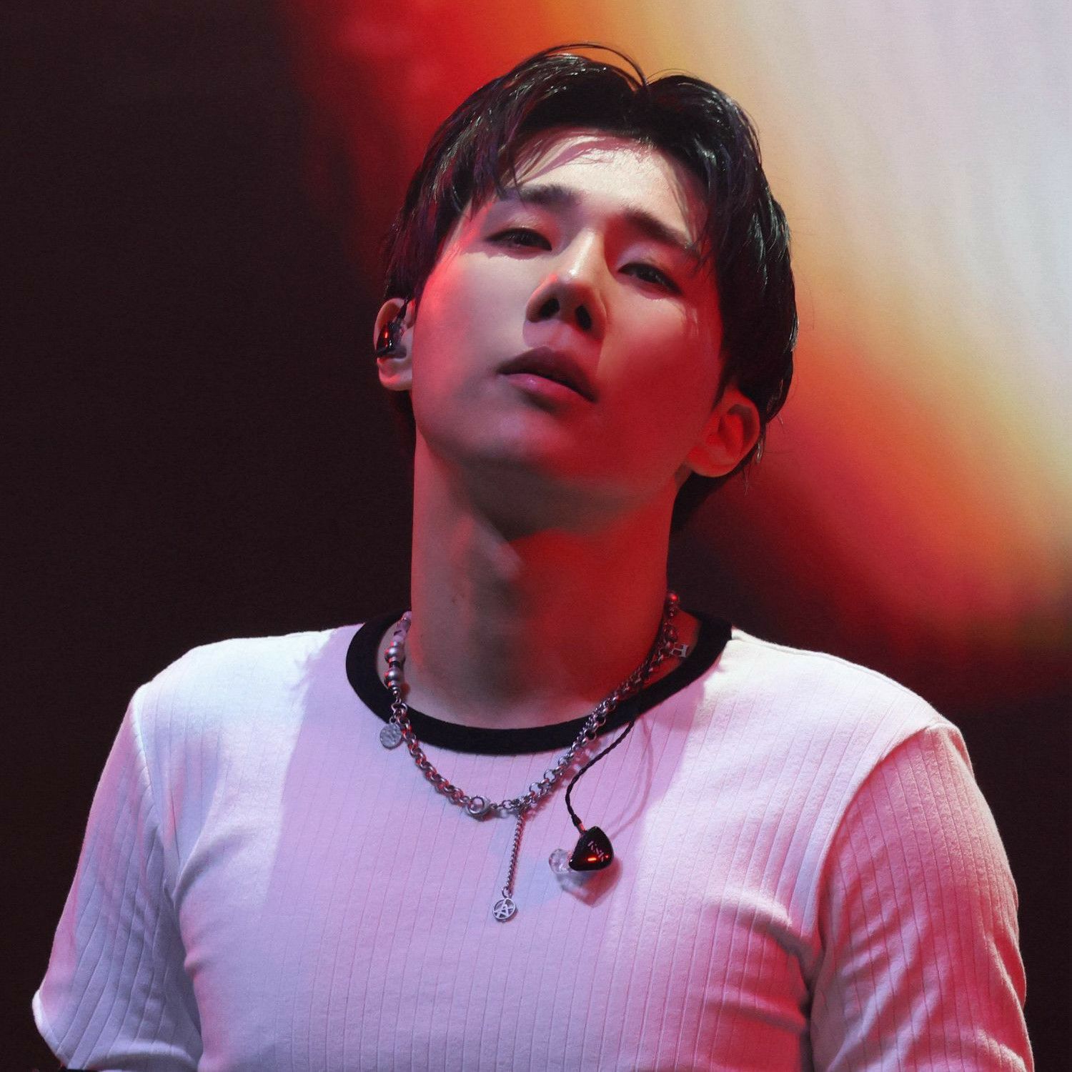 A moment captured by Sungkyu (INFINITE)'s fan