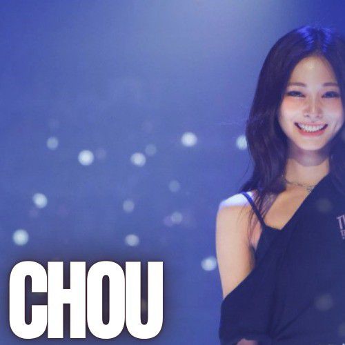 Momen yang diabadikan oleh penggemar Tzuyu (TWICE)