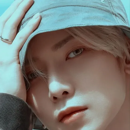 에이티즈 최근 활동샷