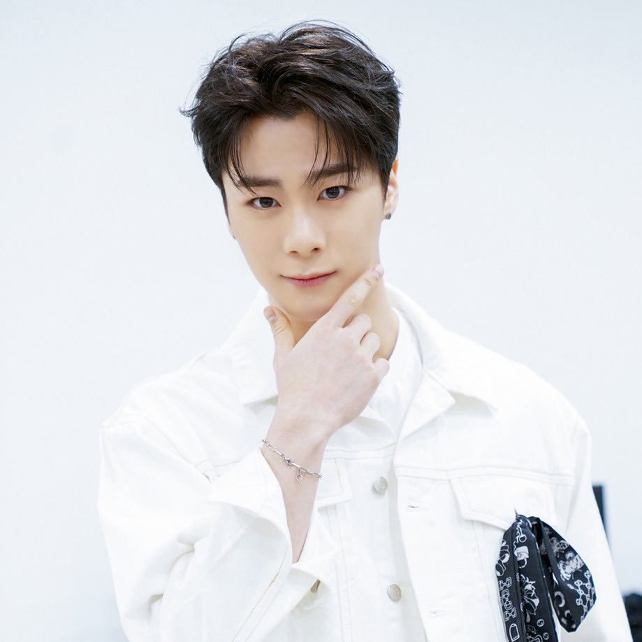 문빈 (아스트로)의 비하인드 컷