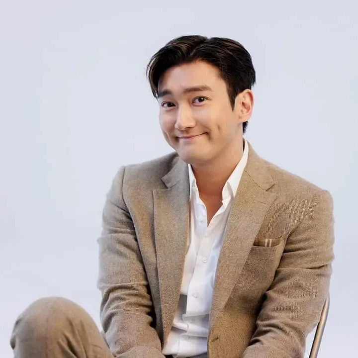 始源 (Super Junior)的最新活動照片