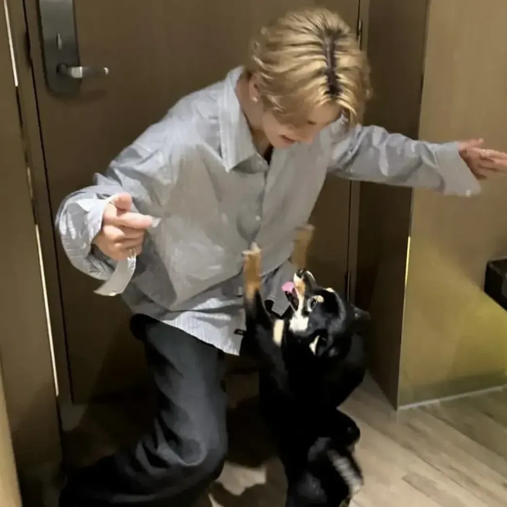 Recent activity shot of He Xinlong (ALPHA DRIVE ONE)