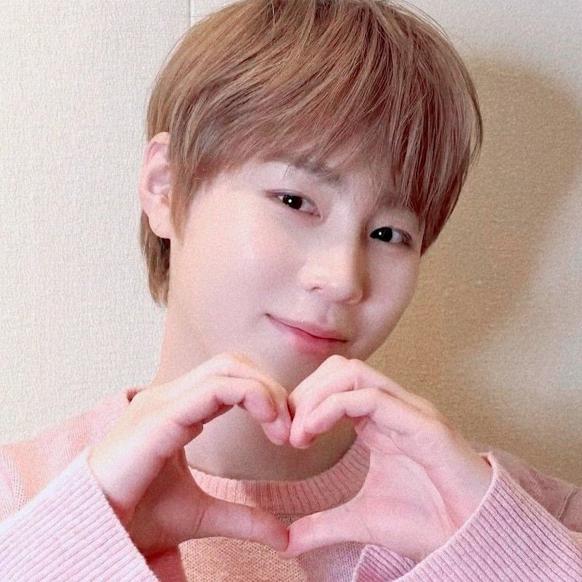 하성운의 최신 사진