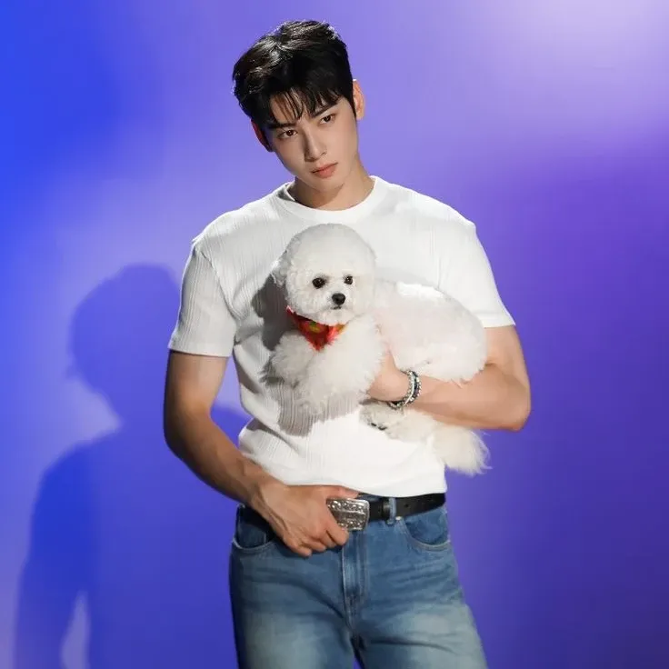 아스트로의 최신 사진