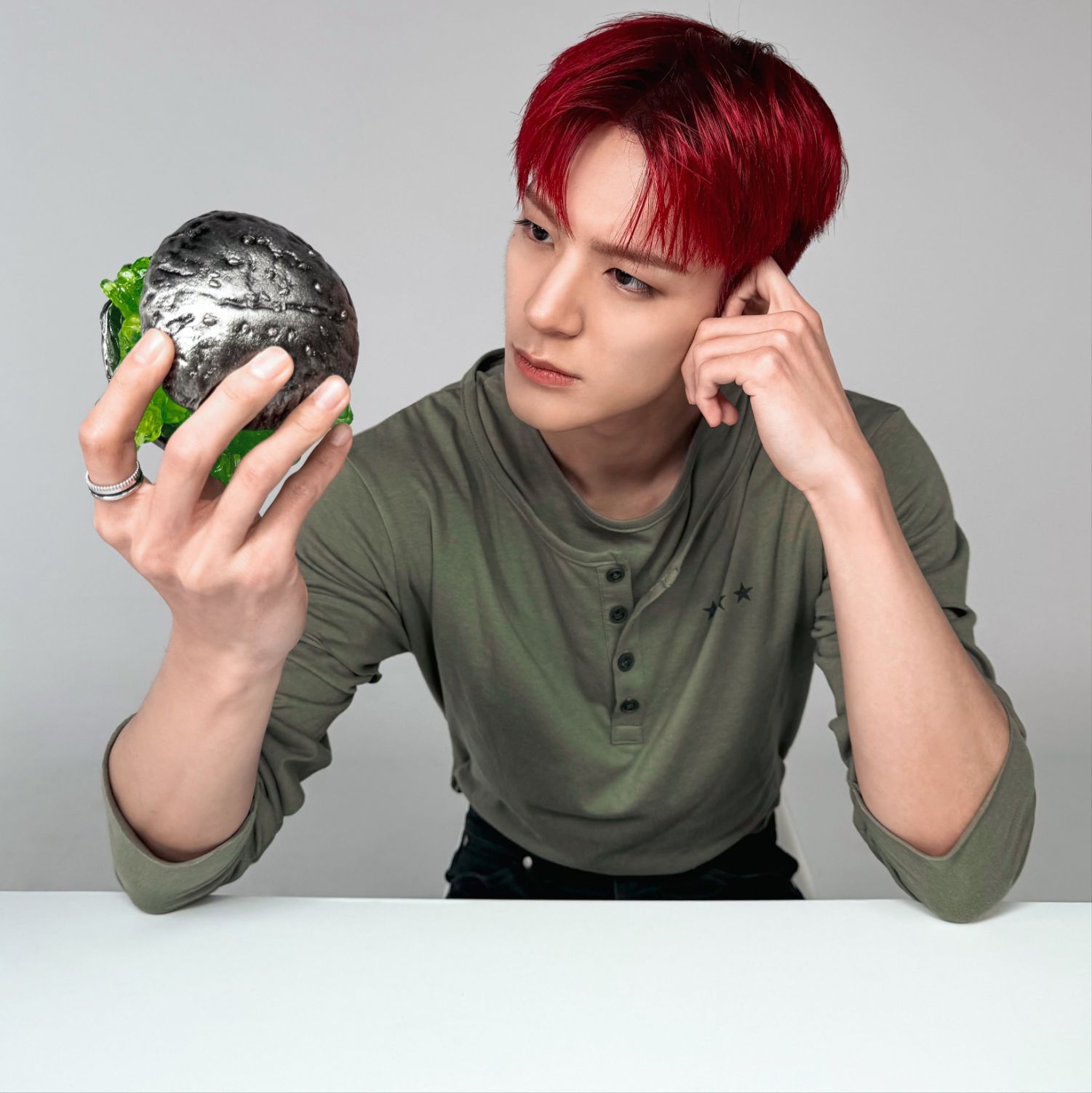 Behind-the-scenes cut of Jeno (NCT DREAM)