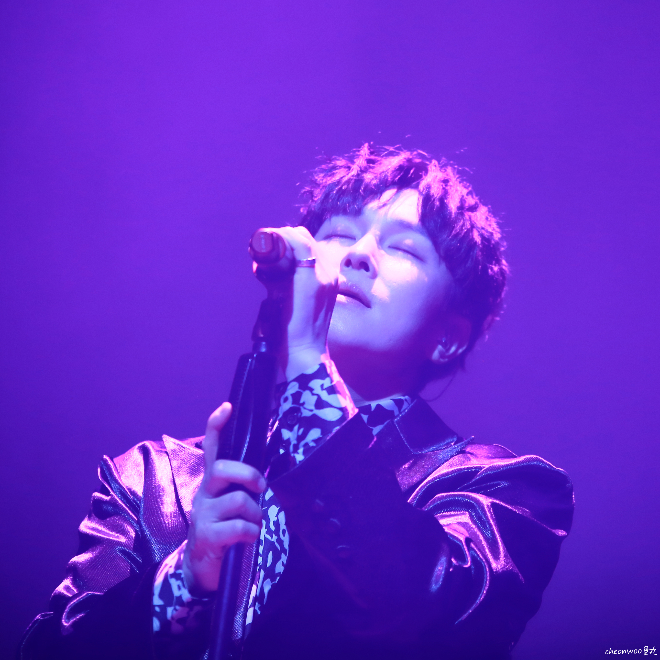 Latest photo of Kim Dongwan (SHINHWA)