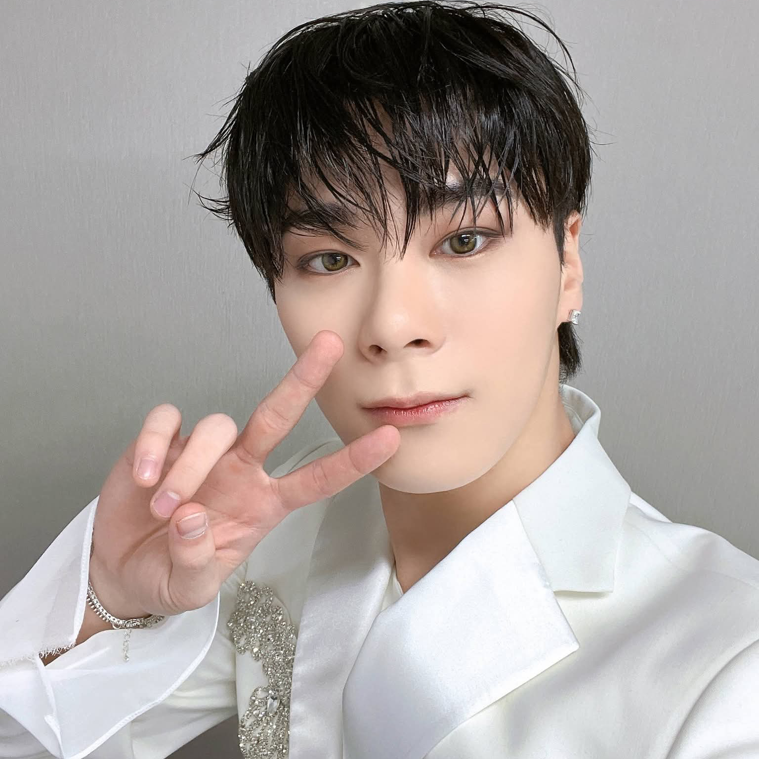 아스트로의 비하인드 컷