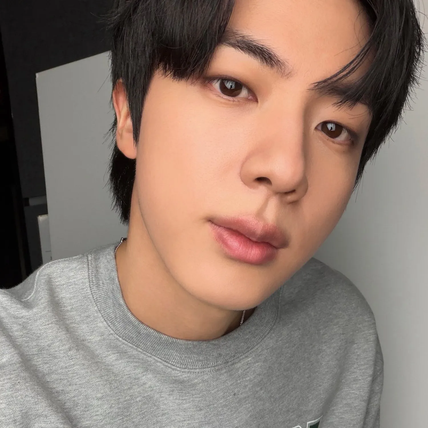 ジン (BTS)の最新写真