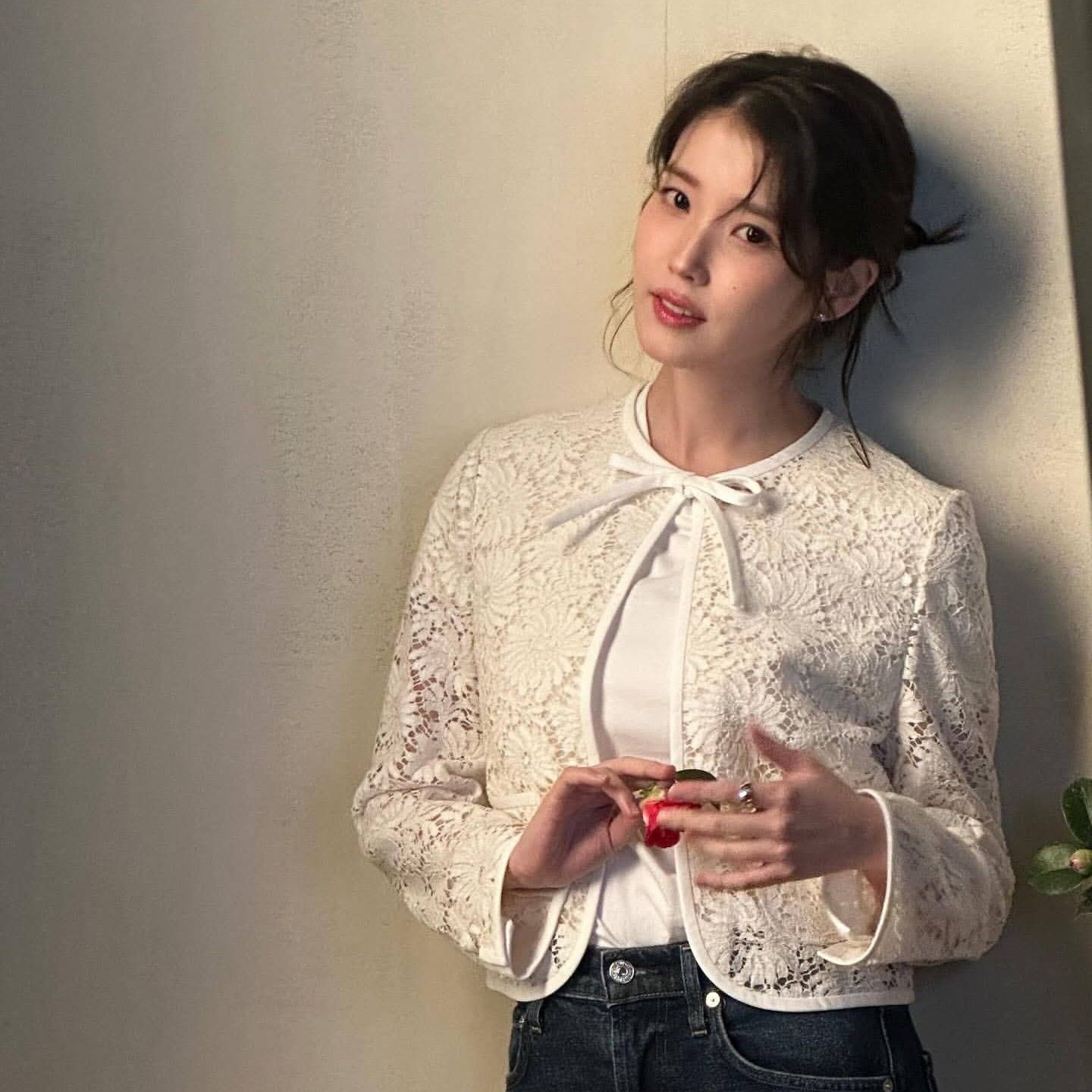 Recent activity shot of IU