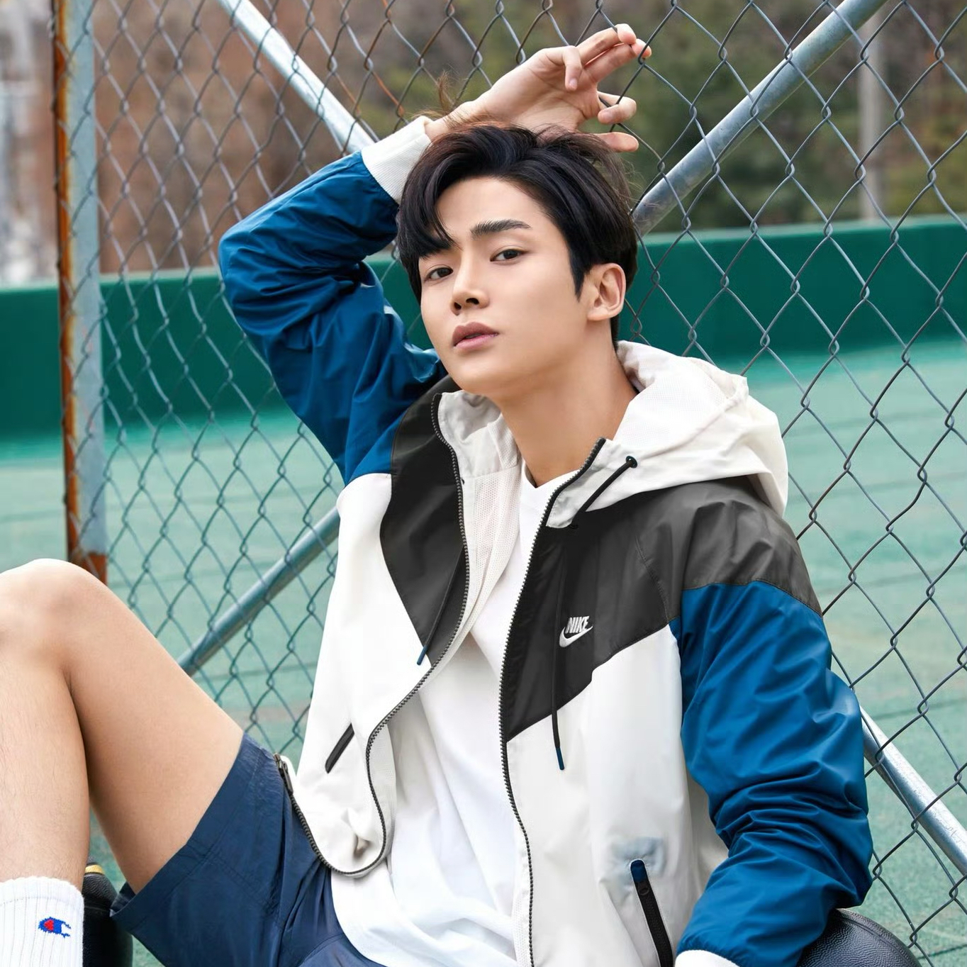 路云的最新照片