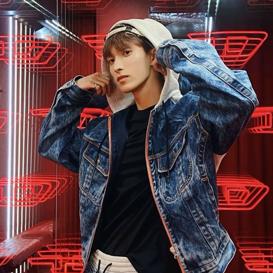 Latest photo of DK (SEVENTEEN)