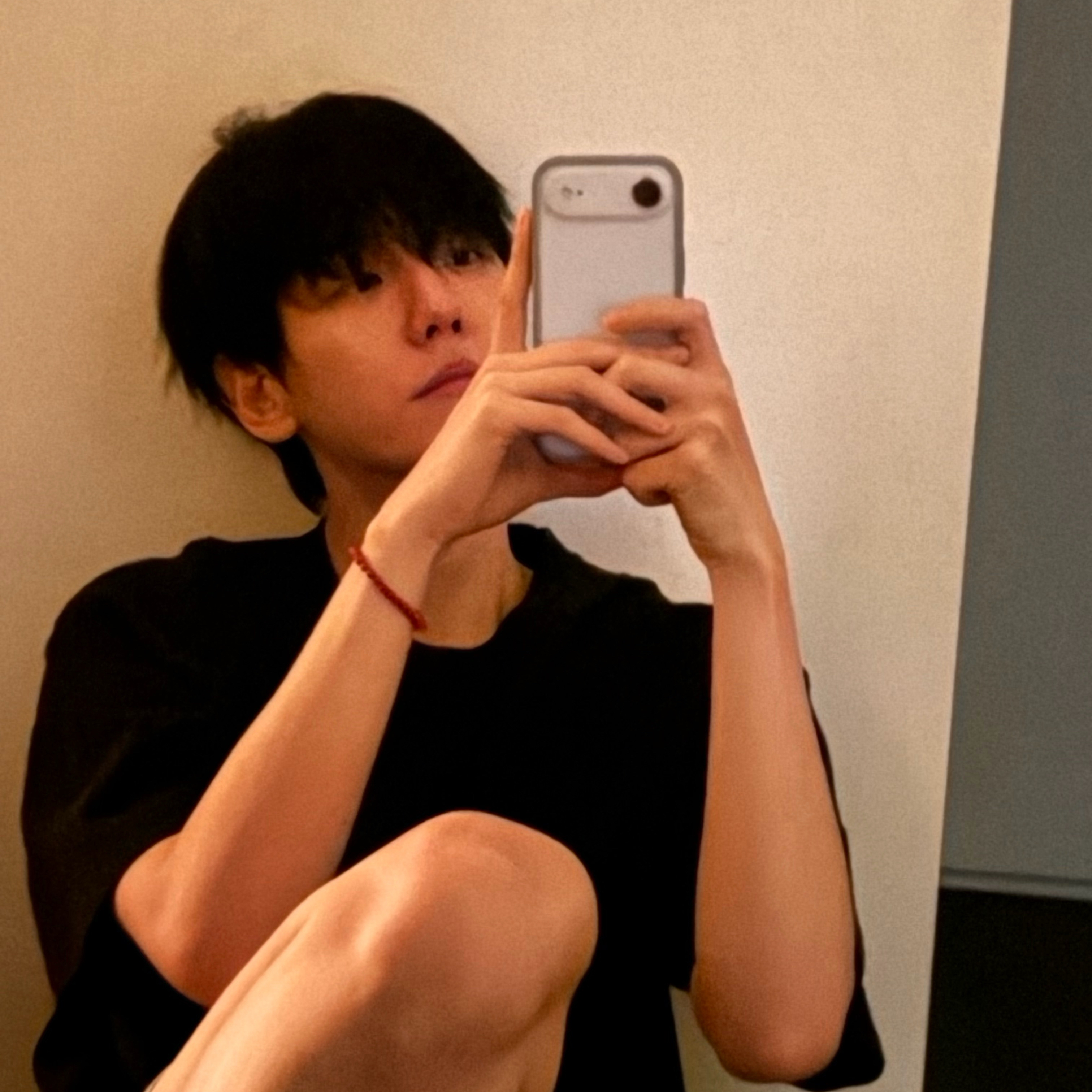 백현 (EXO)의 비하인드 컷