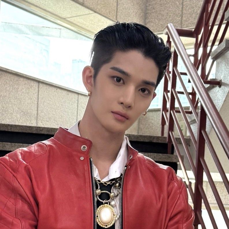 A moment captured by Bae Jinyoung's fan