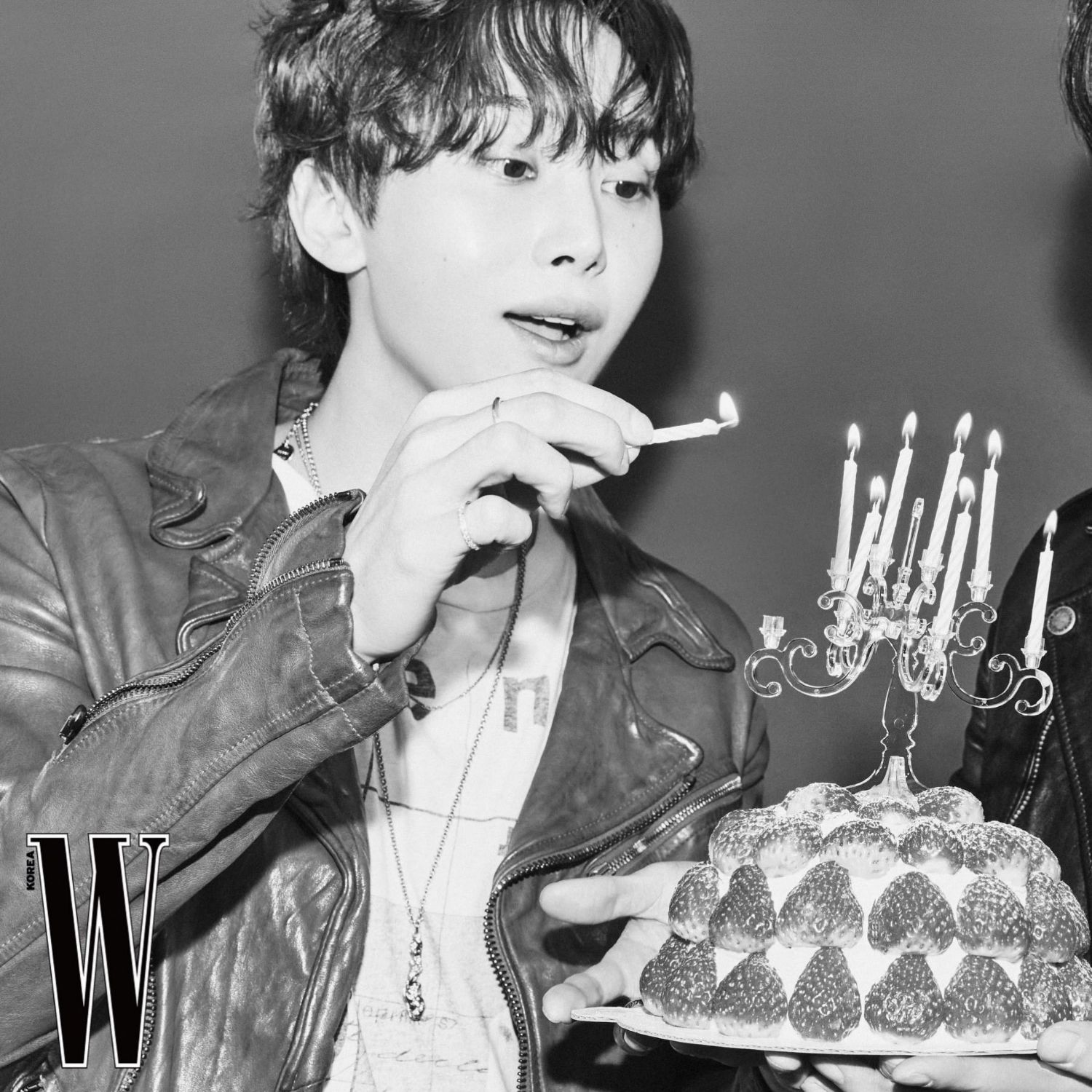 Latest photo of Seungkwan (SEVENTEEN)