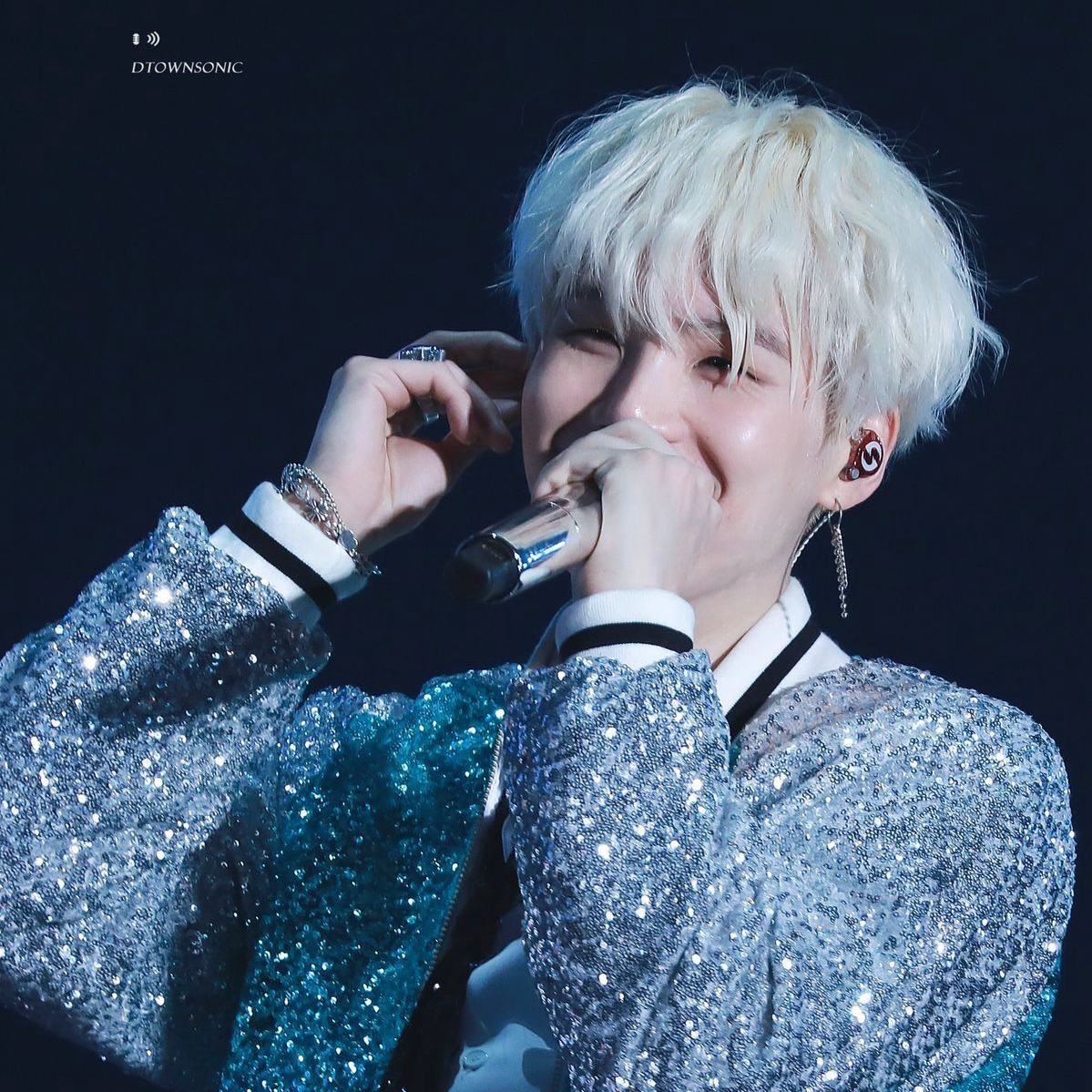 슈가 (방탄소년단) 최근 활동샷