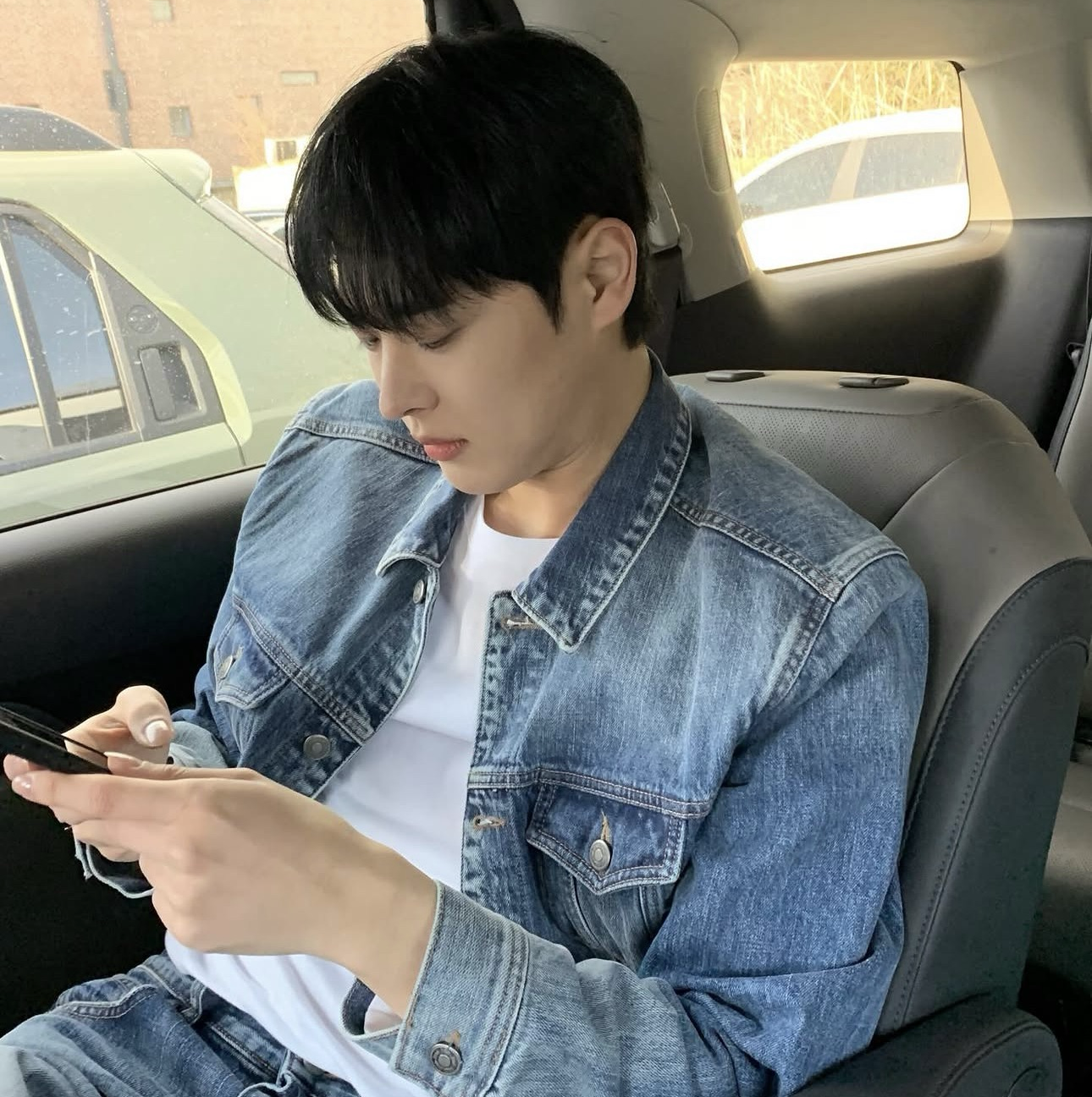 Recent activity shot of Choi Byungchan