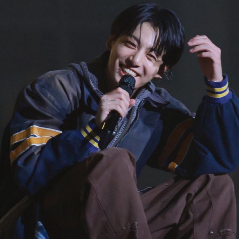 Momen yang diabadikan oleh penggemar Jungkook (BTS)