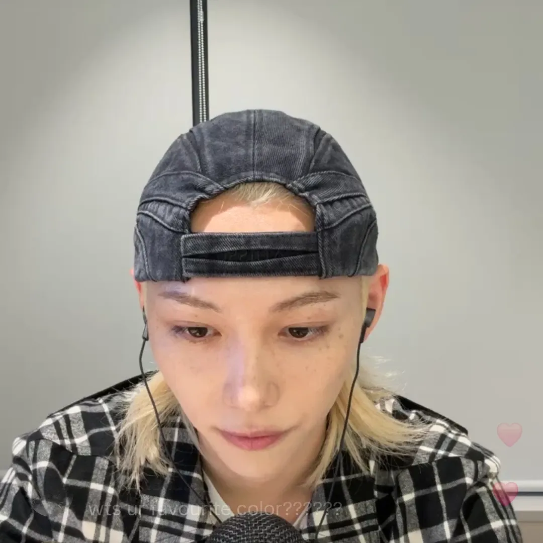 A moment captured by Felix (Stray Kids)'s fan