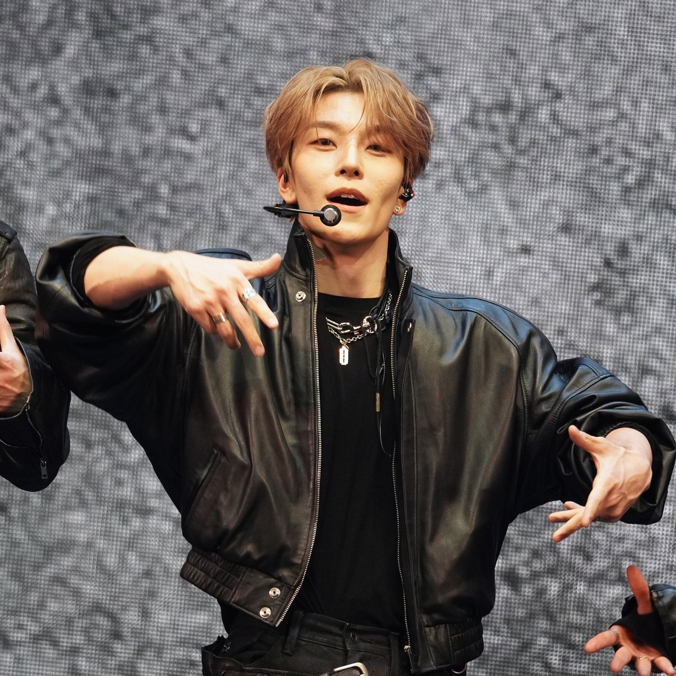 Latest photo of He Xinlong (ALPHA DRIVE ONE)