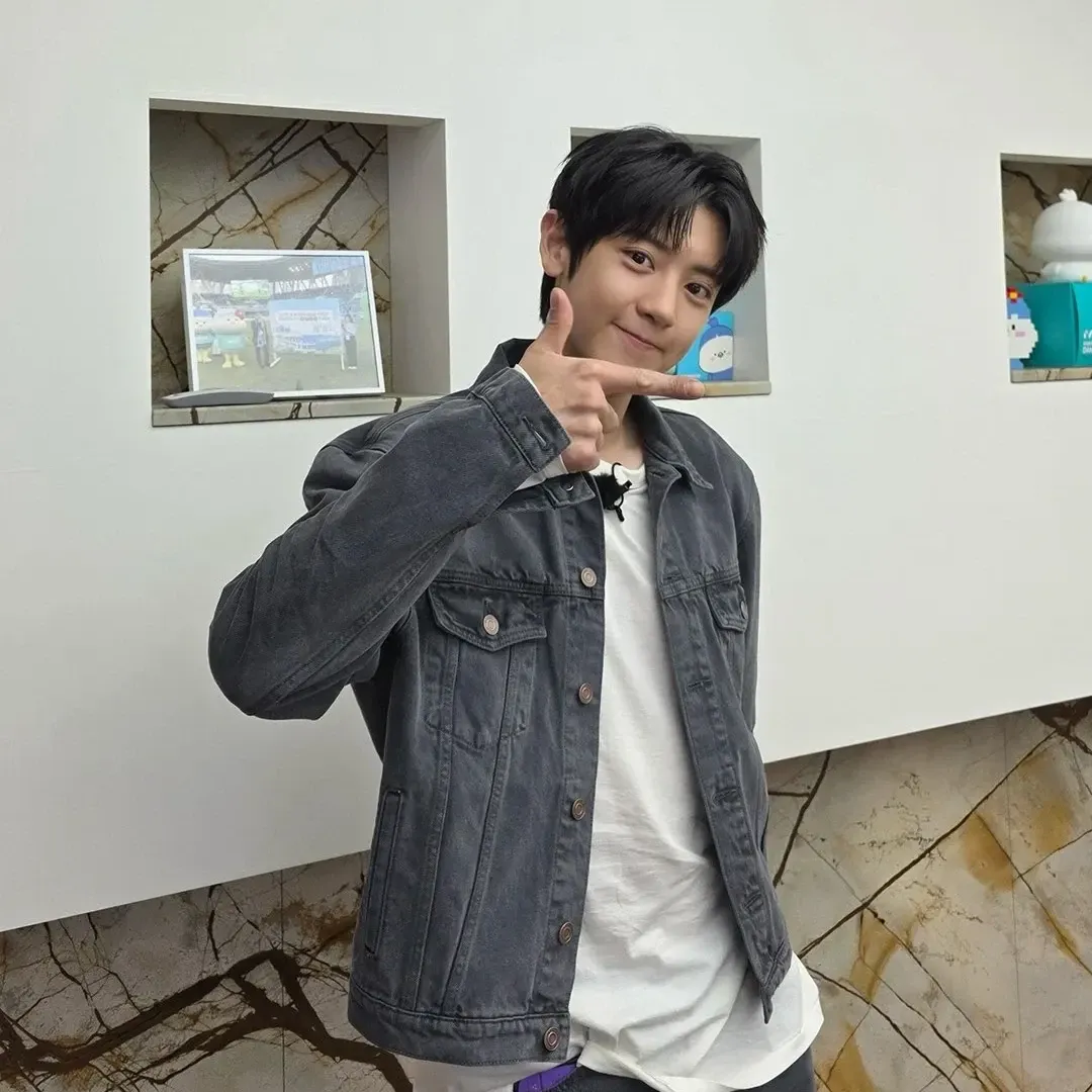 Behind-the-scenes cut of Chanyeol (EXO)