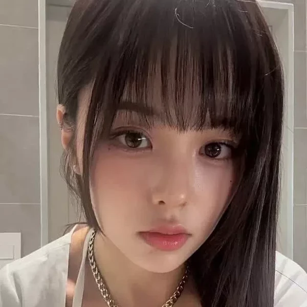 Popular profile picture of E:U (EVERGLOW) loved by fans