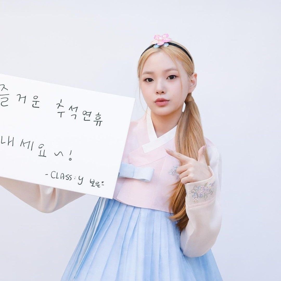 Behind-the-scenes cut of Park Boeun (CLASS:y)