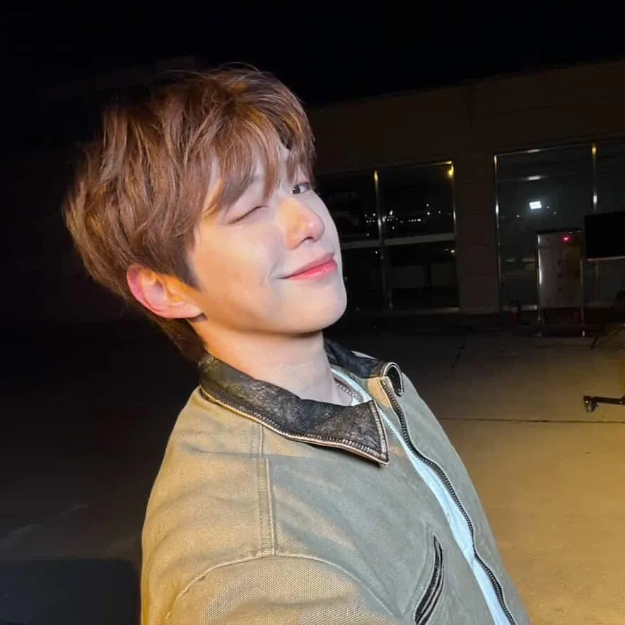 Behind-the-scenes cut of Kang Daniel