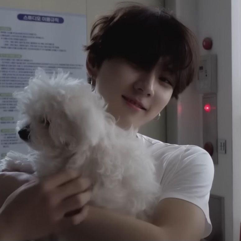 Recent activity shot of Jungwon (ENHYPEN)