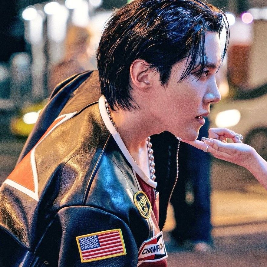 A moment captured by j-hope (BTS)'s fan