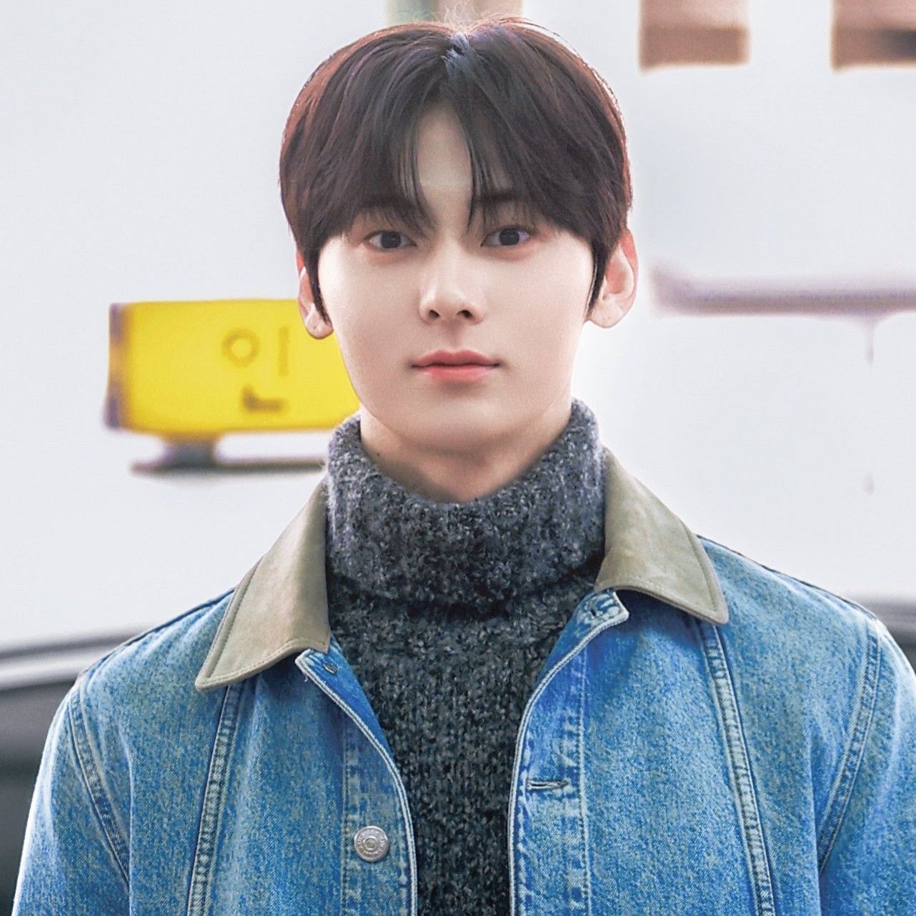 Behind-the-scenes cut of Hwang Minhyun