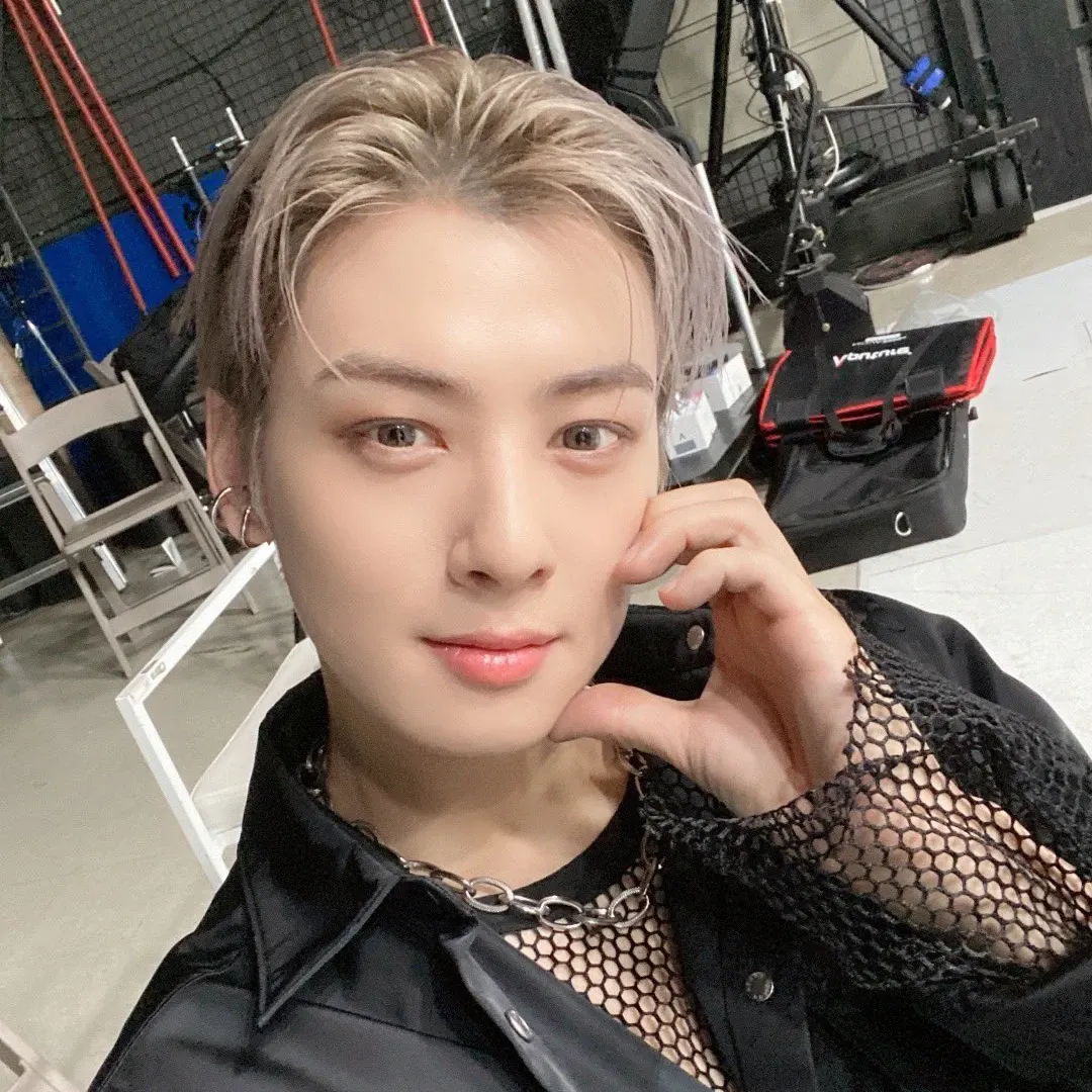 Recent activity shot of Eunwoo (ASTRO)