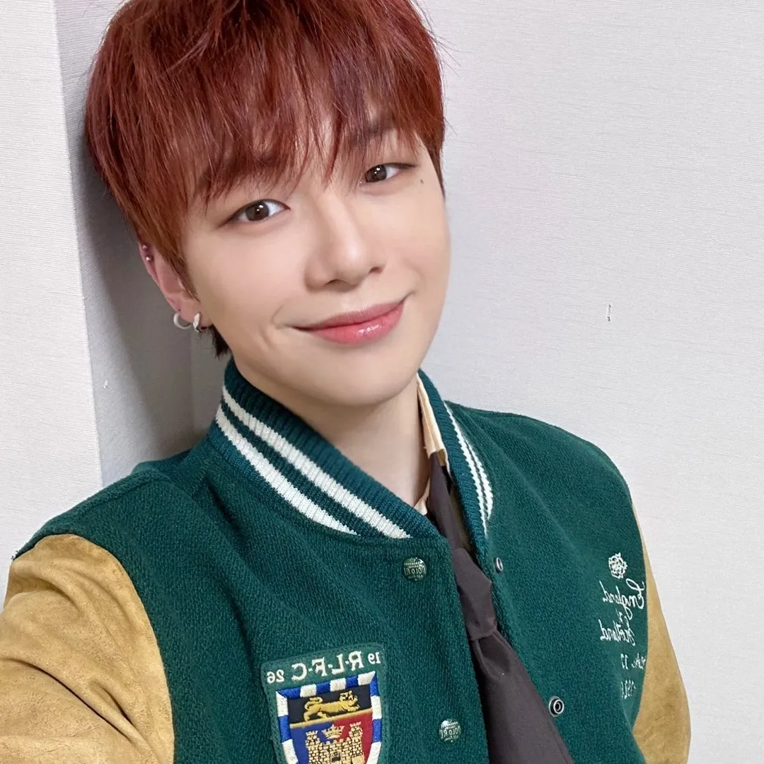 강다니엘의 비하인드 컷