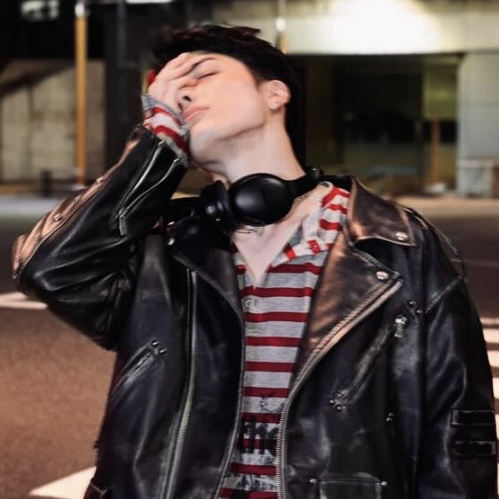 Recent activity shot of Maki (&TEAM)