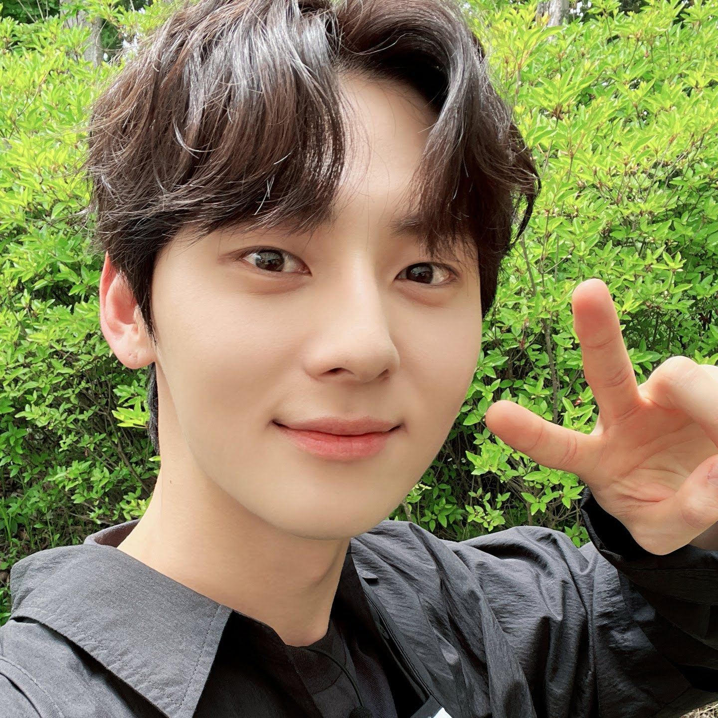 Recent activity shot of Hwang Minhyun
