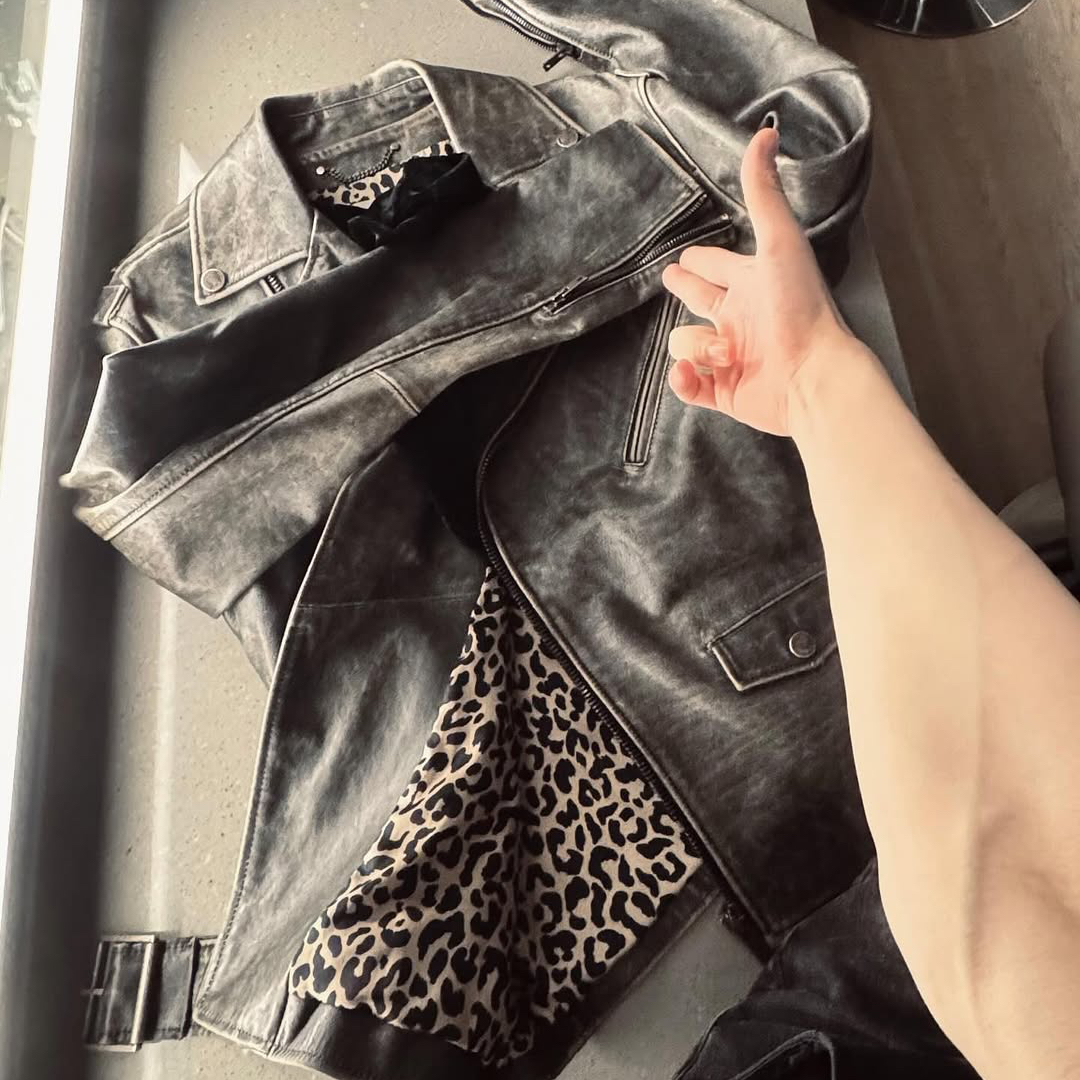 Foto aktivitas terbaru Arno (ALPHA DRIVE ONE)