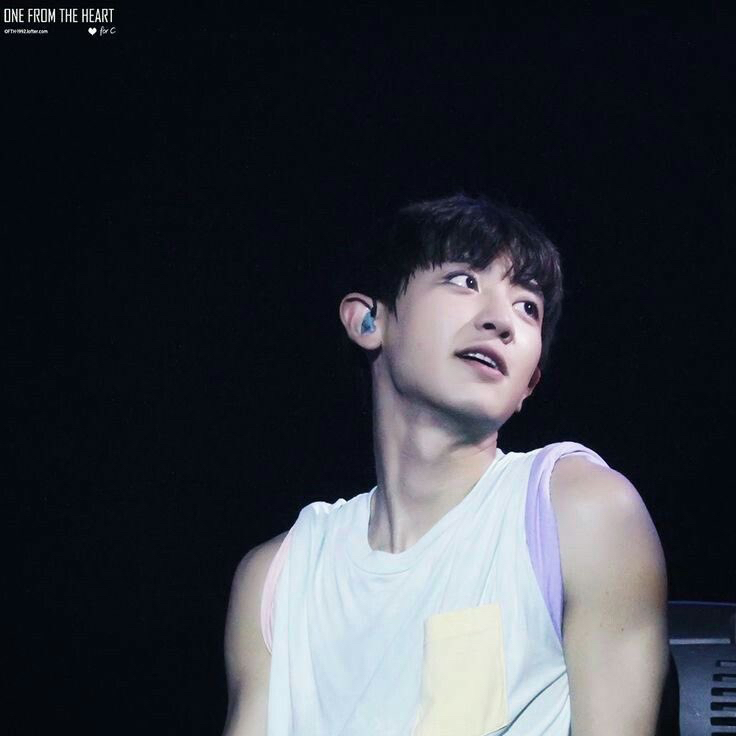 Momen yang diabadikan oleh penggemar Chanyeol (EXO)