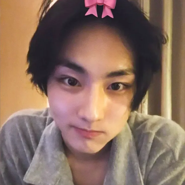 Recent activity shot of Jungwon (ENHYPEN)