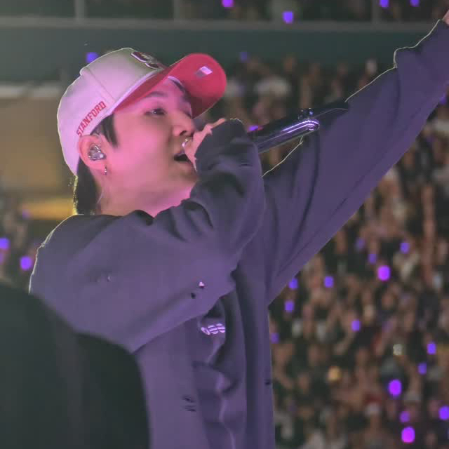 슈가 (방탄소년단) 최근 활동샷