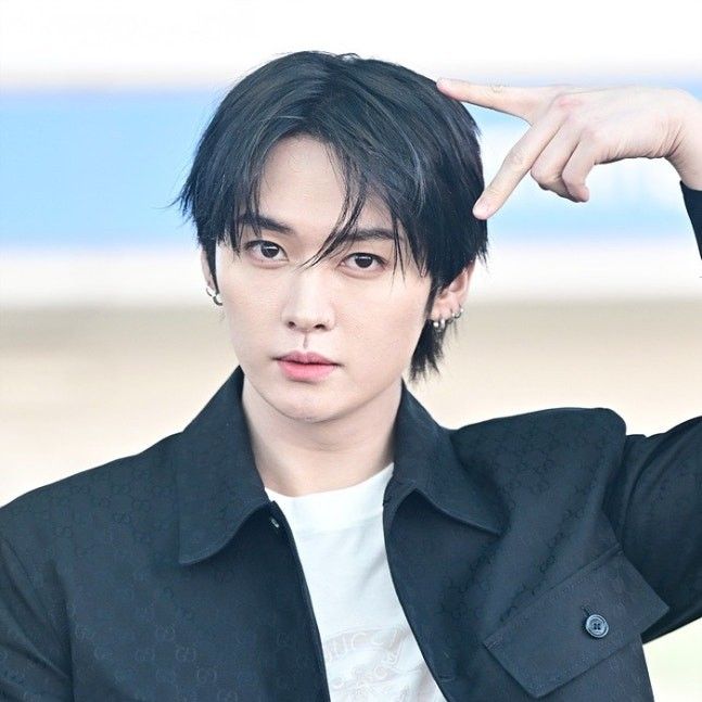 Behind-the-scenes cut of Stray Kids