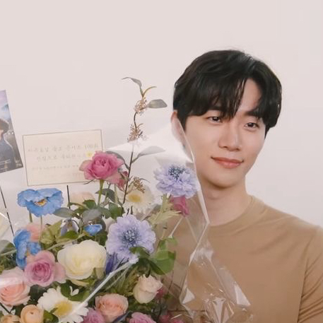 Latest photo of Junho (2PM)