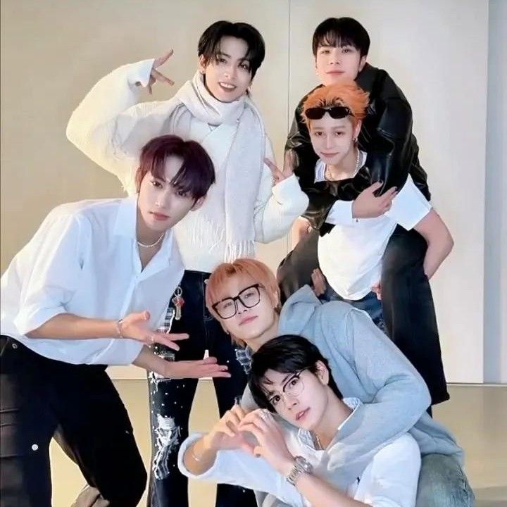 Recent activity shot of SEVENTOEIGHT