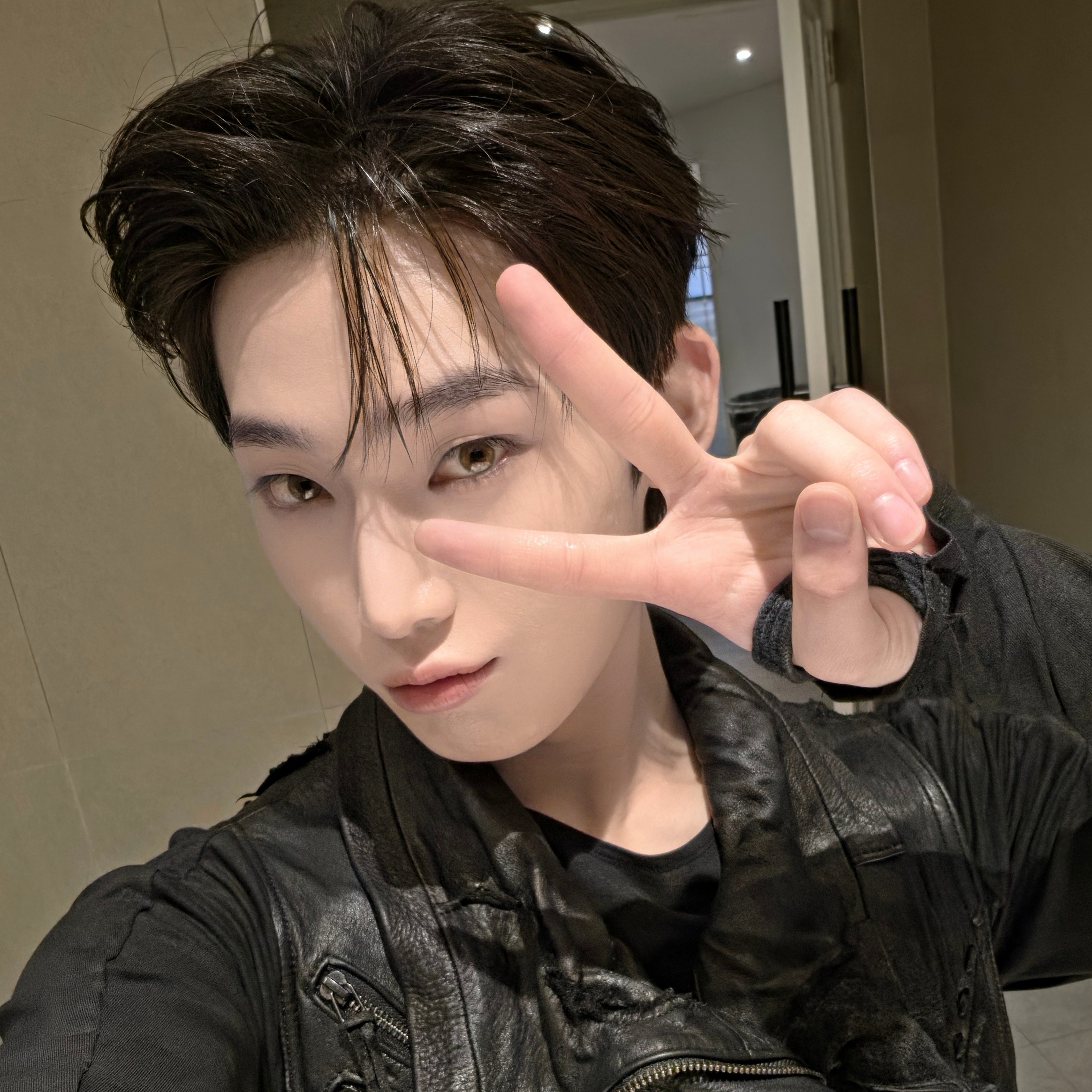 선우 (ENHYPEN) 최근 활동샷