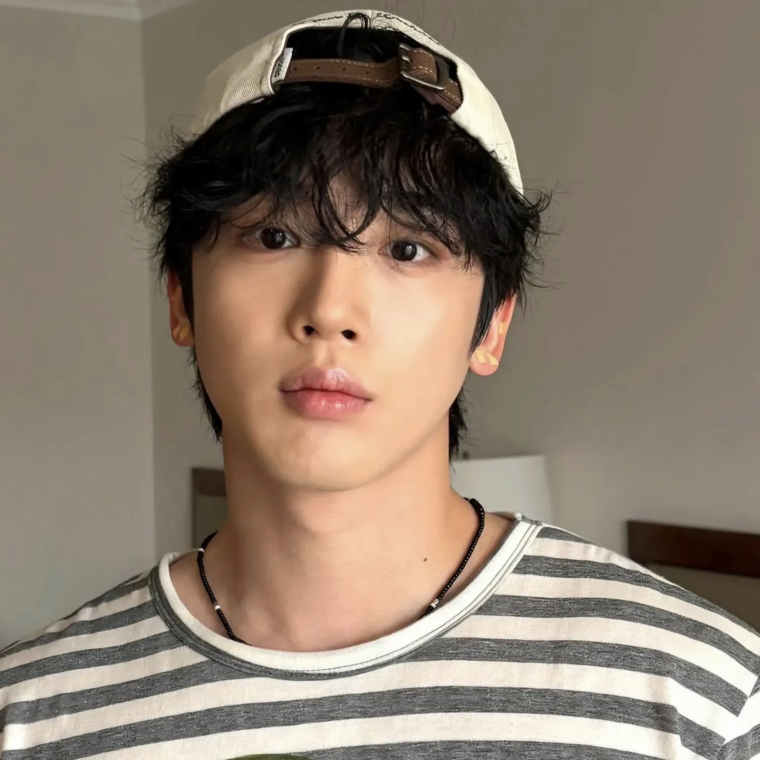Behind-the-scenes cut of Kim Yohan (WEi)